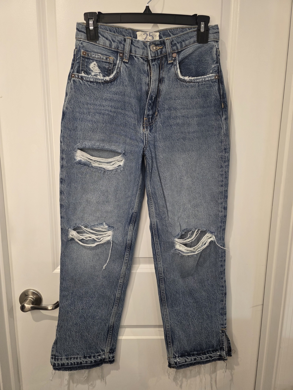 We The Free Distressed Straight-Leg Cropped Jeans